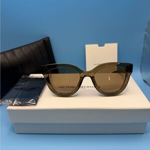 NIB Victoria Beckham Women's Brown Sunglasses